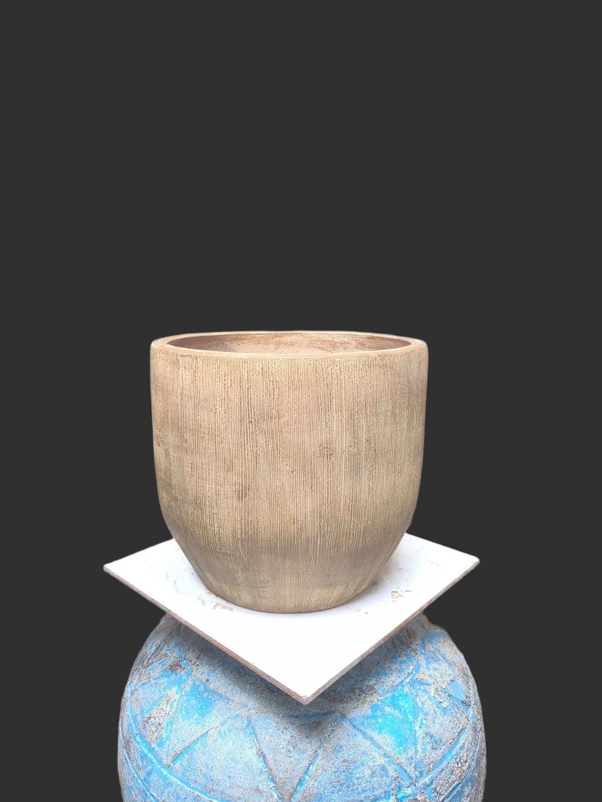 The Artisan Combed Pot